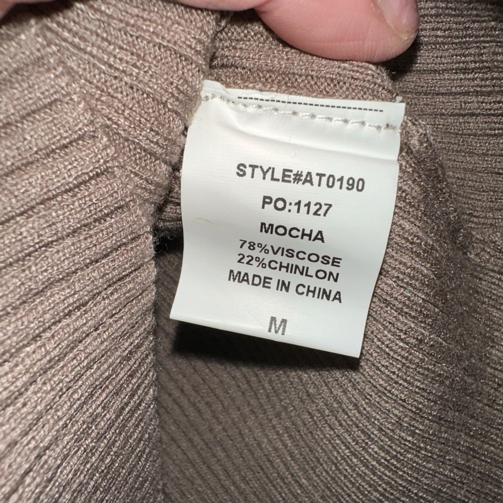 Taupe rubbed open front NWT tan ribbed pull on top - Picture 4 of 4